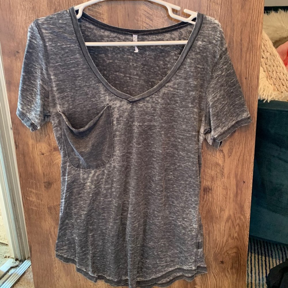 Medium Burnout V-Neck- Z Supply